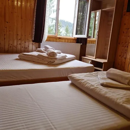 Alojamento de Turismo Selvagem Mălina Vartop