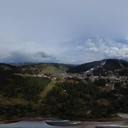 Alojamento de Turismo Selvagem Mălina