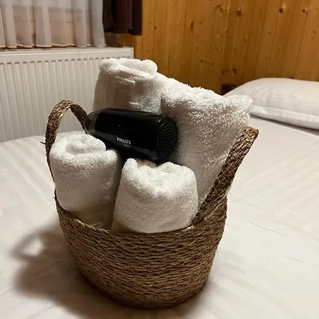Mălina Vartop