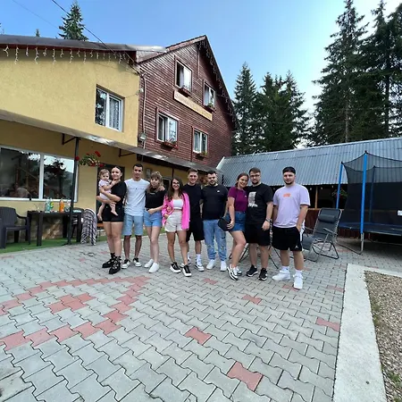 Alojamento de Turismo Selvagem Mălina Vartop